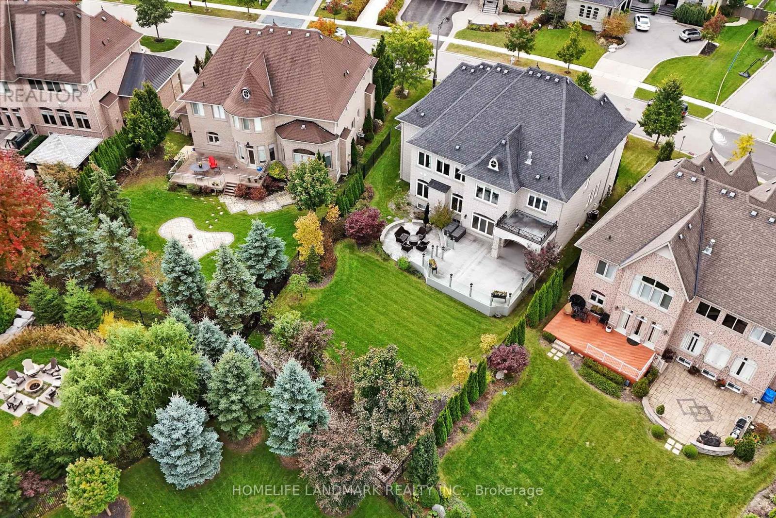 53 CARISBROOKE CIRC