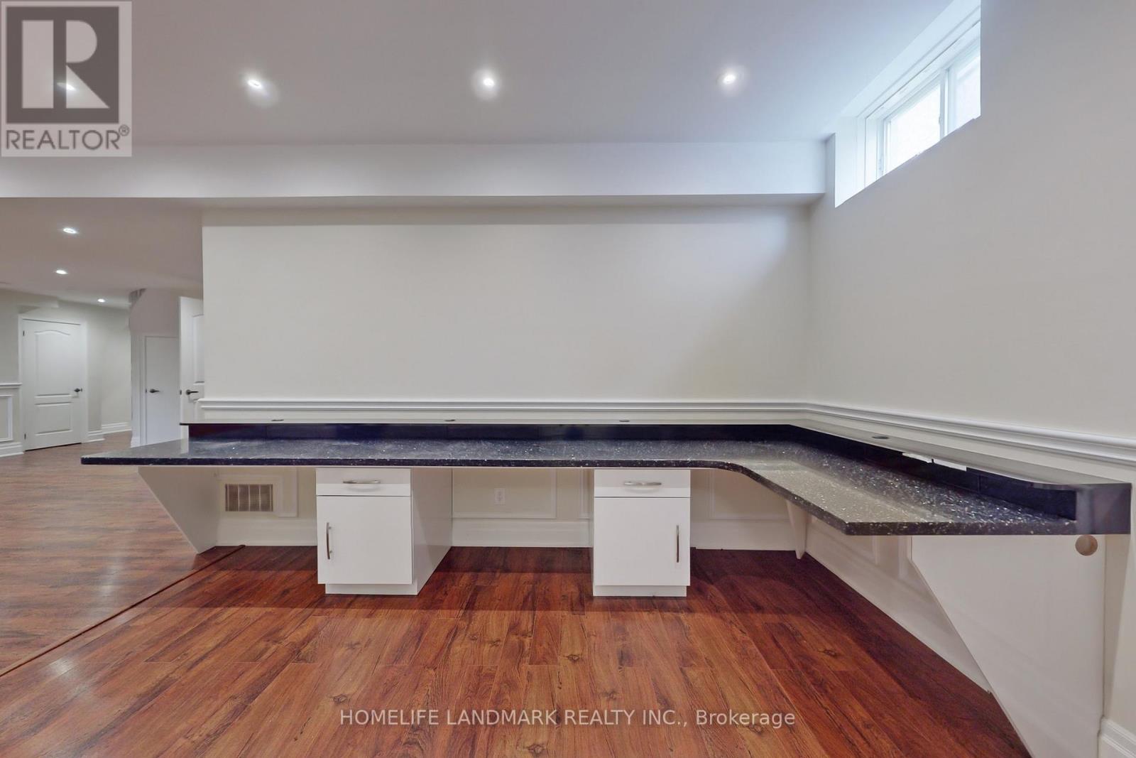 53 CARISBROOKE CIRC