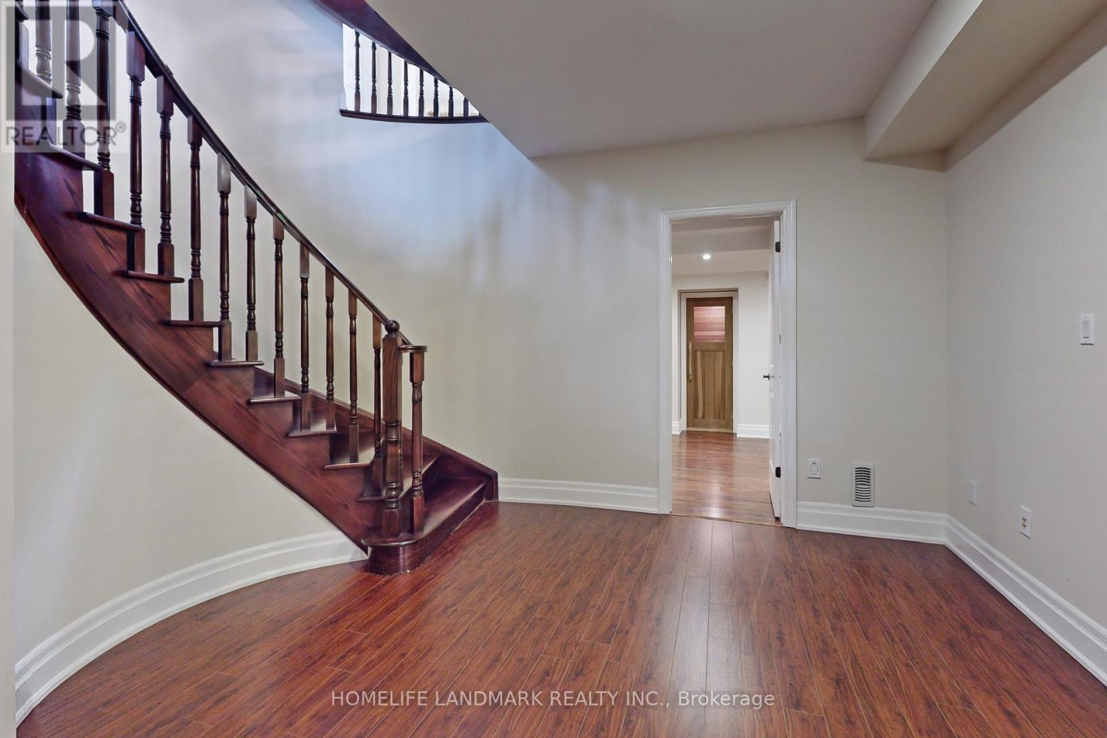 53 CARISBROOKE CIRC