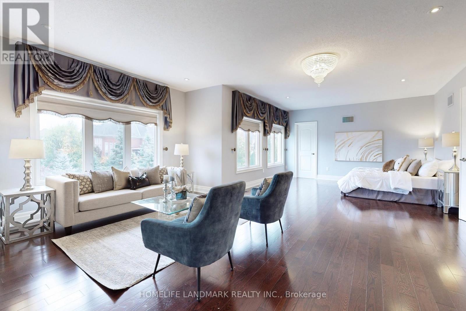 53 CARISBROOKE CIRC