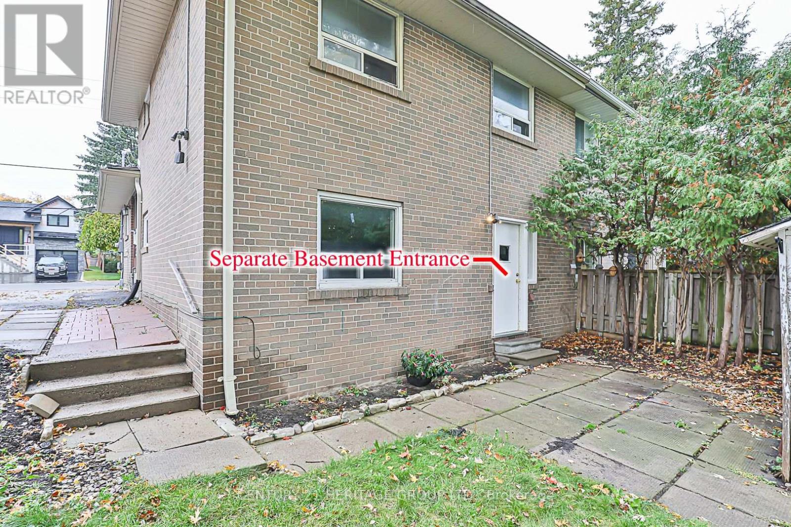 17 JASPER DR