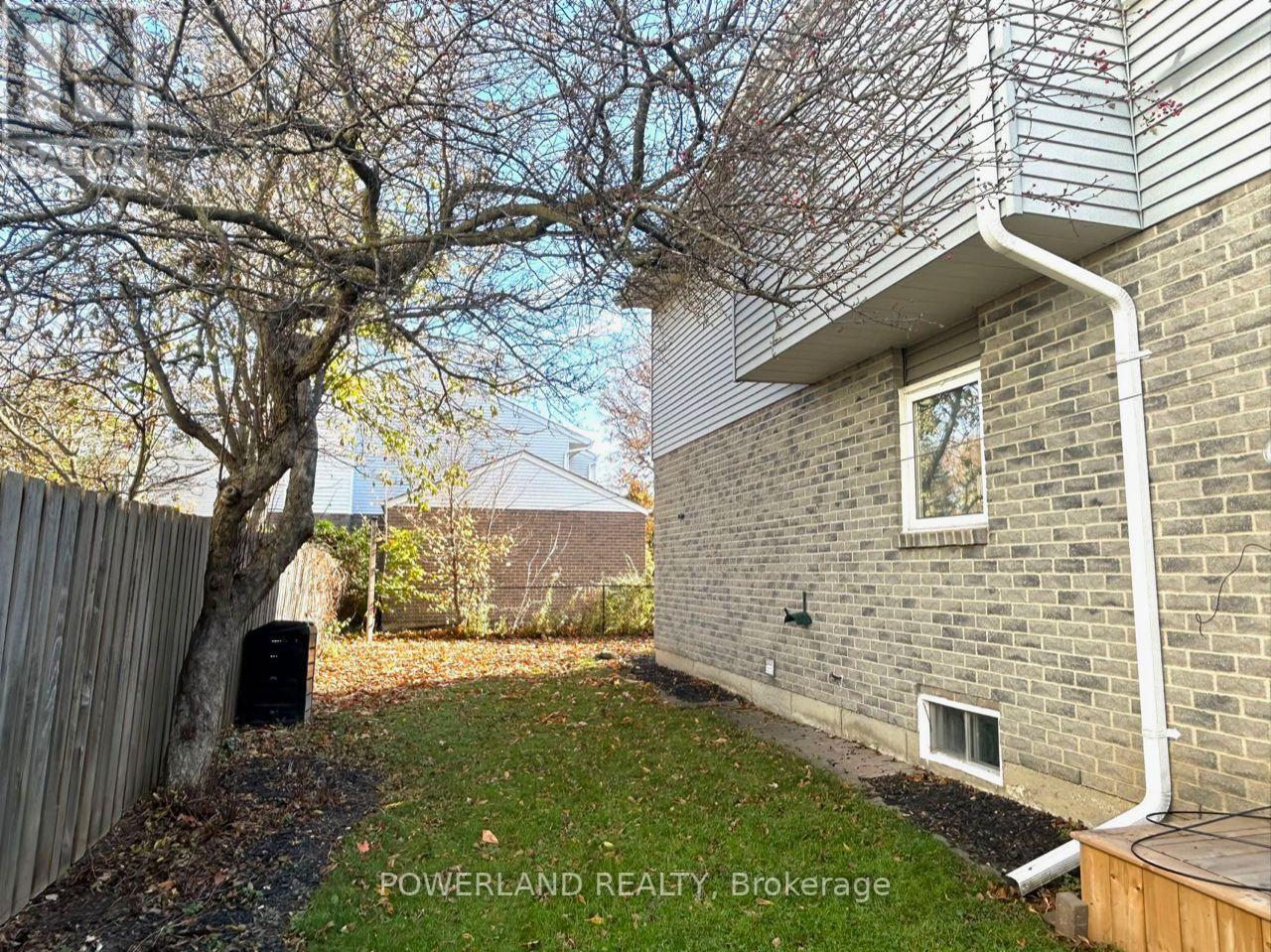 57 SANDUSKY CRES