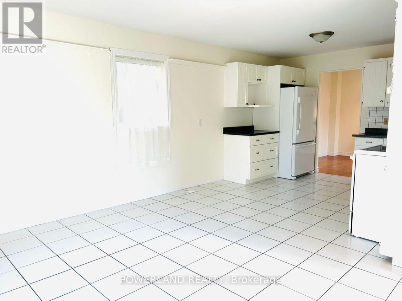 57 SANDUSKY CRES