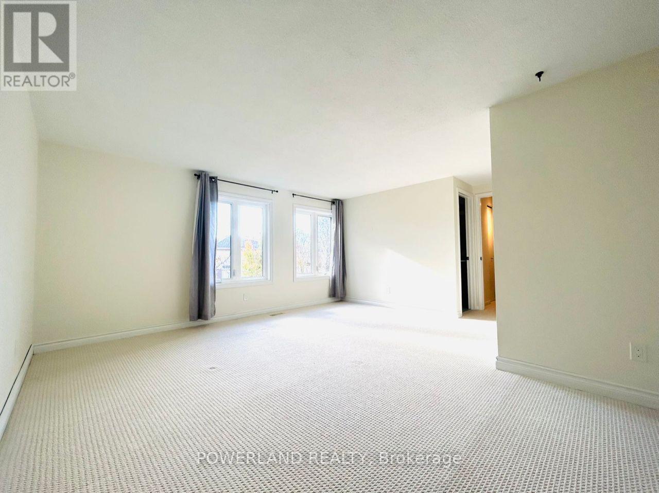 57 SANDUSKY CRES