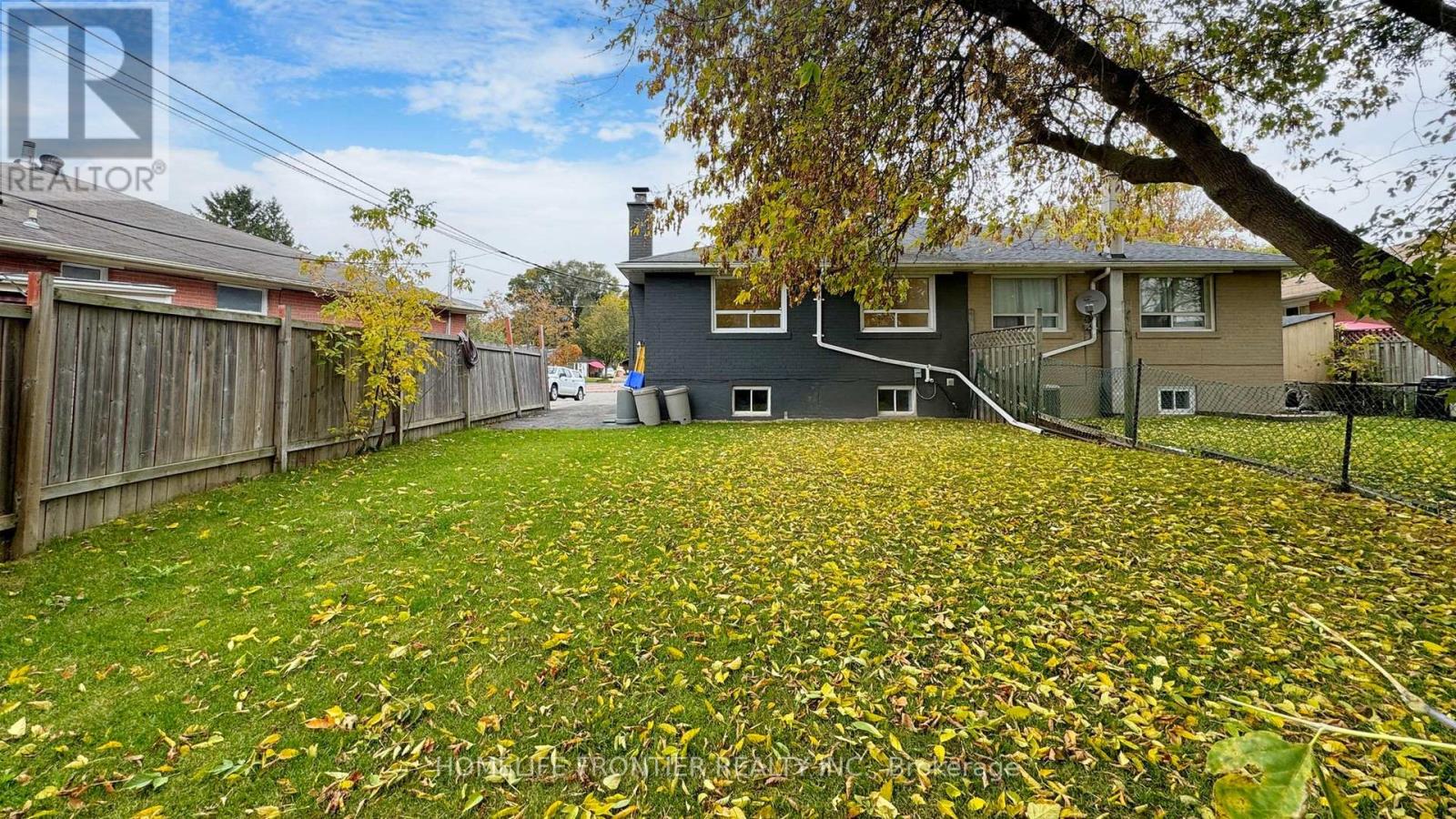 140 MAURICE CRT