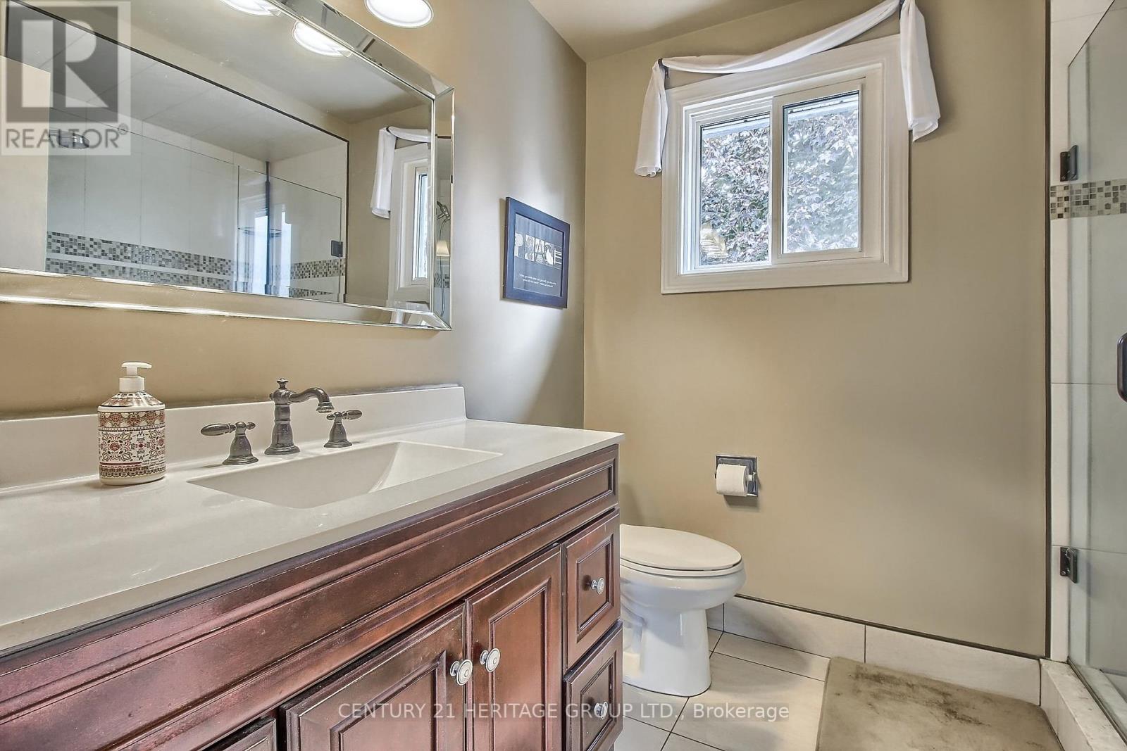 83 IMPERIAL CRES