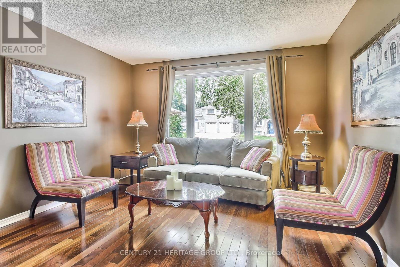 83 IMPERIAL CRES