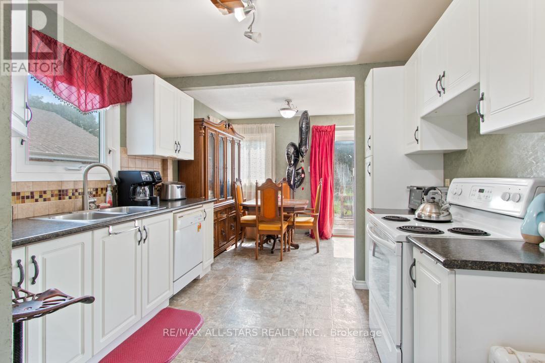392 ANDREW ST