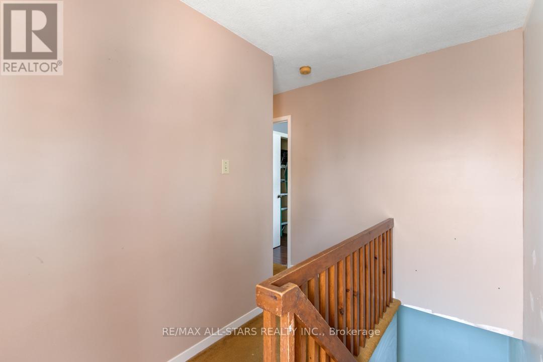 392 ANDREW ST