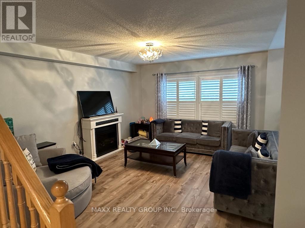 21 TRUAX CRES