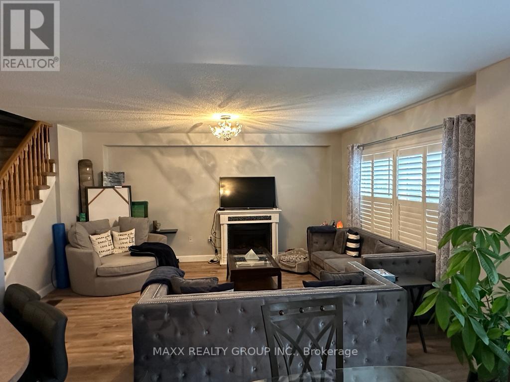 21 TRUAX CRES