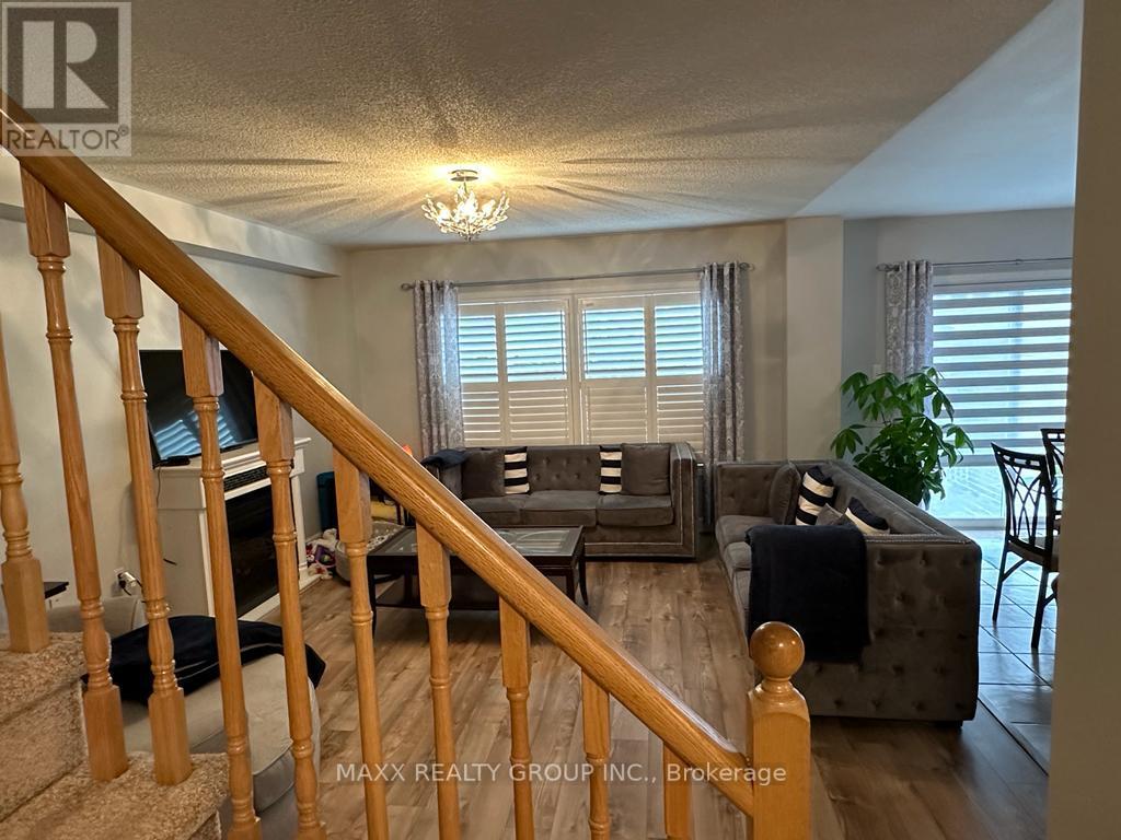 21 TRUAX CRES