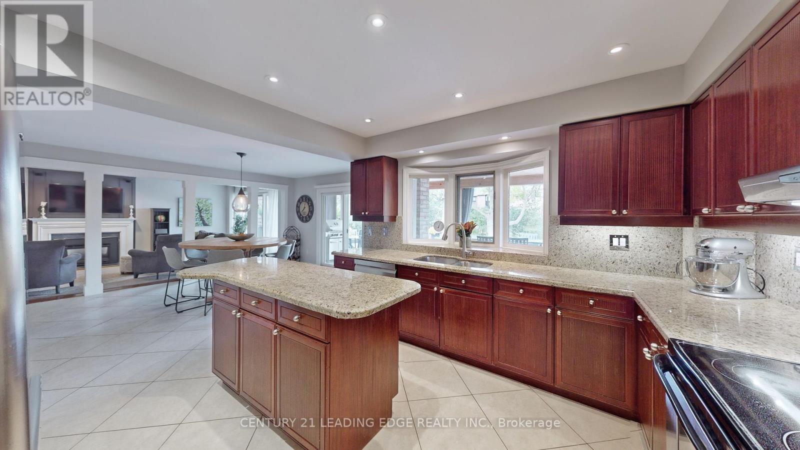 246 CORNER RIDGE RD