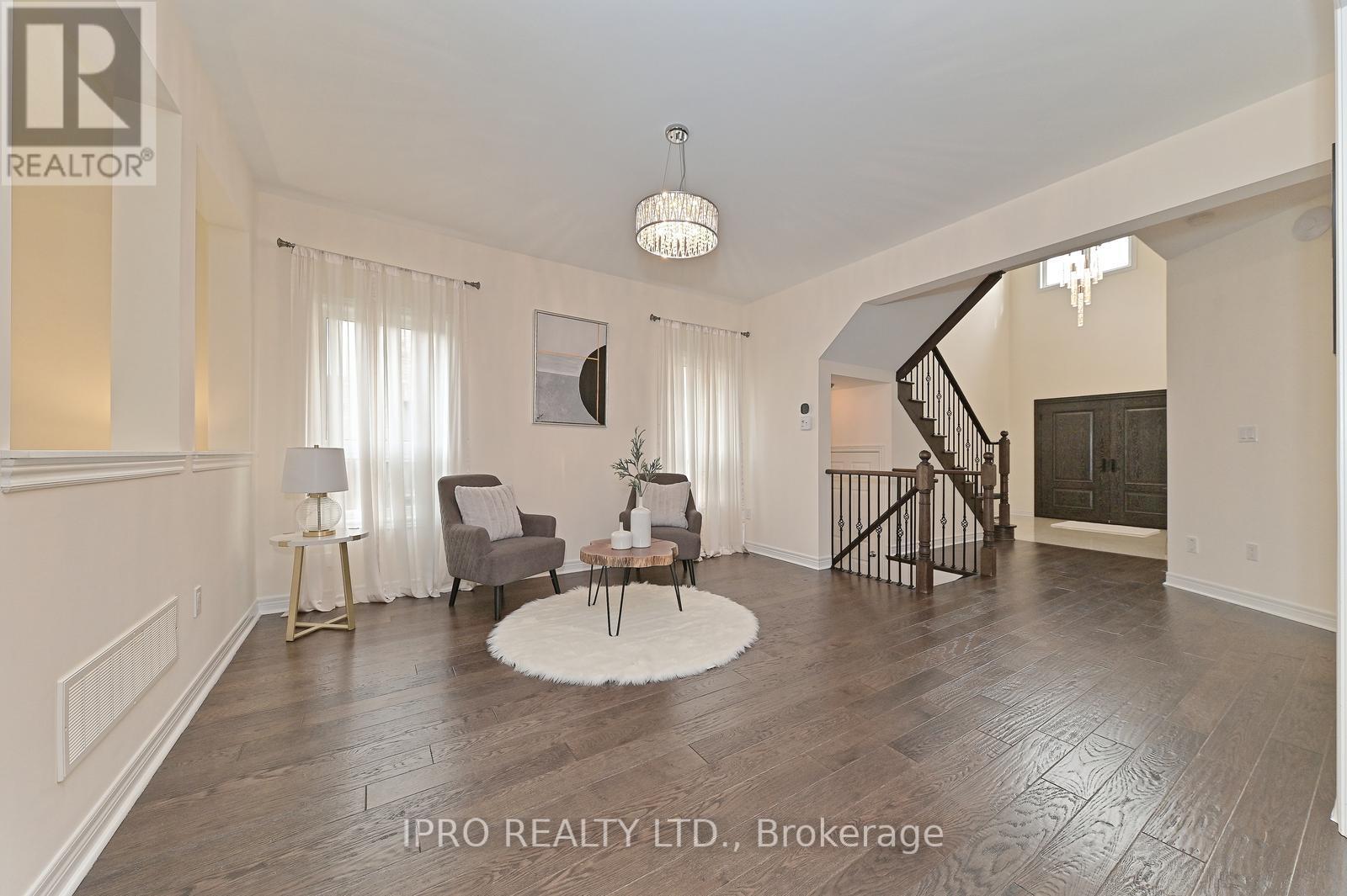 34 BROOKVIEW DR