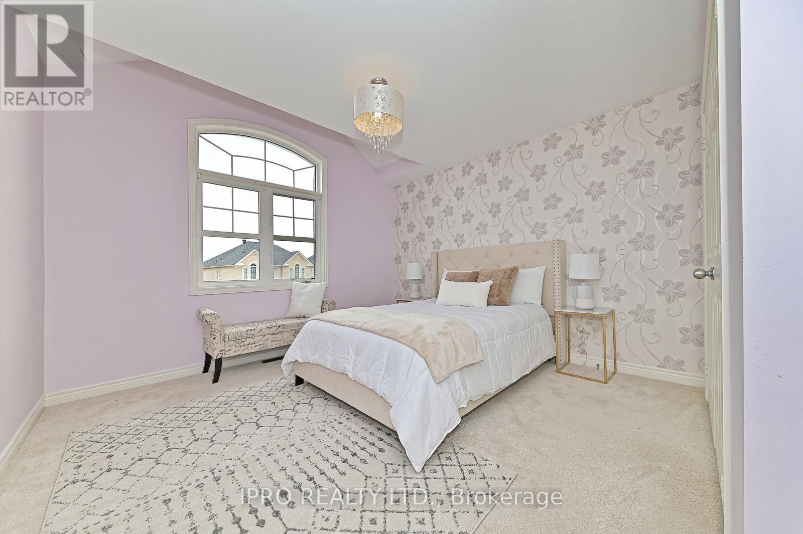 34 BROOKVIEW DR