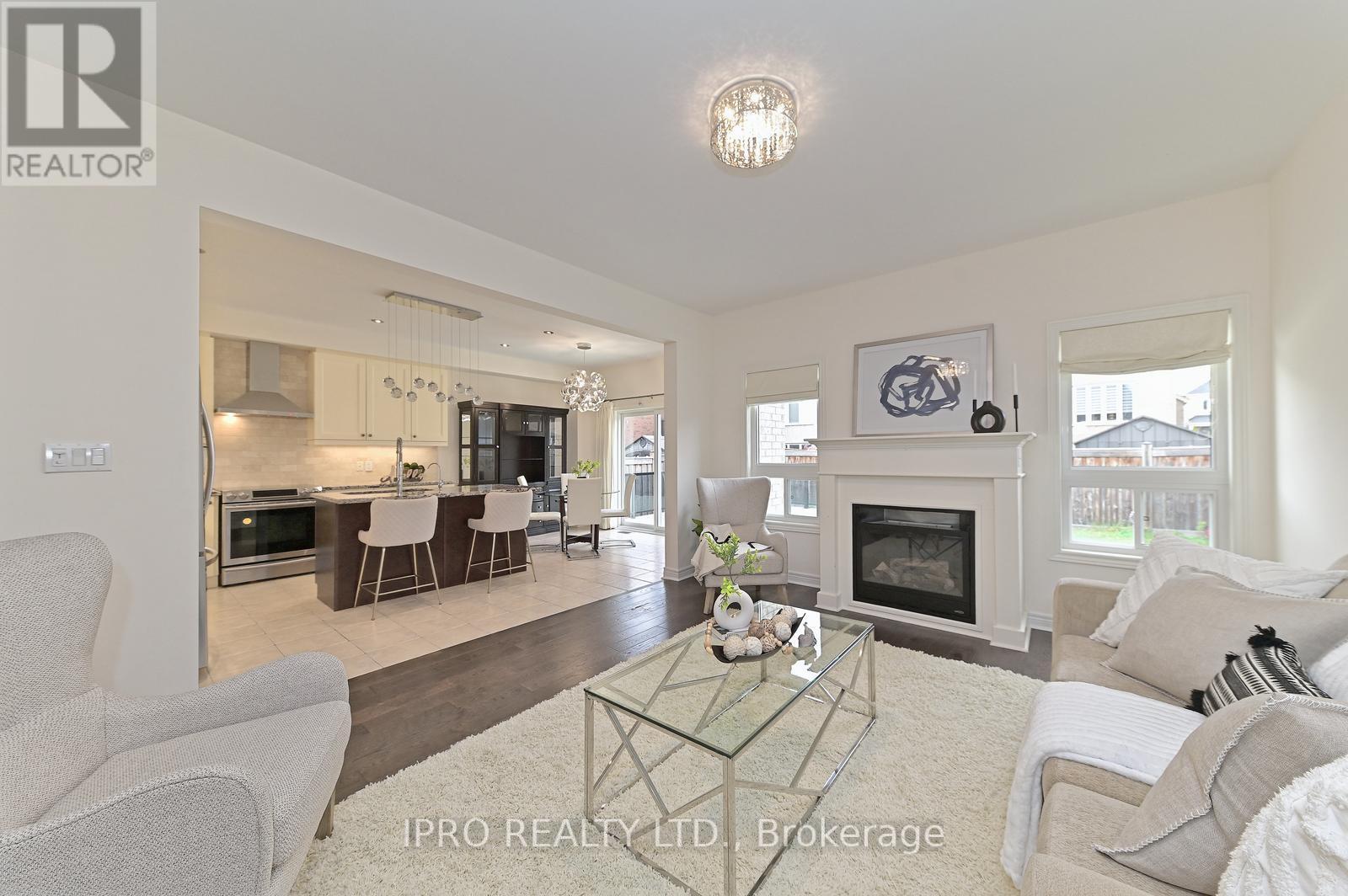 34 BROOKVIEW DR