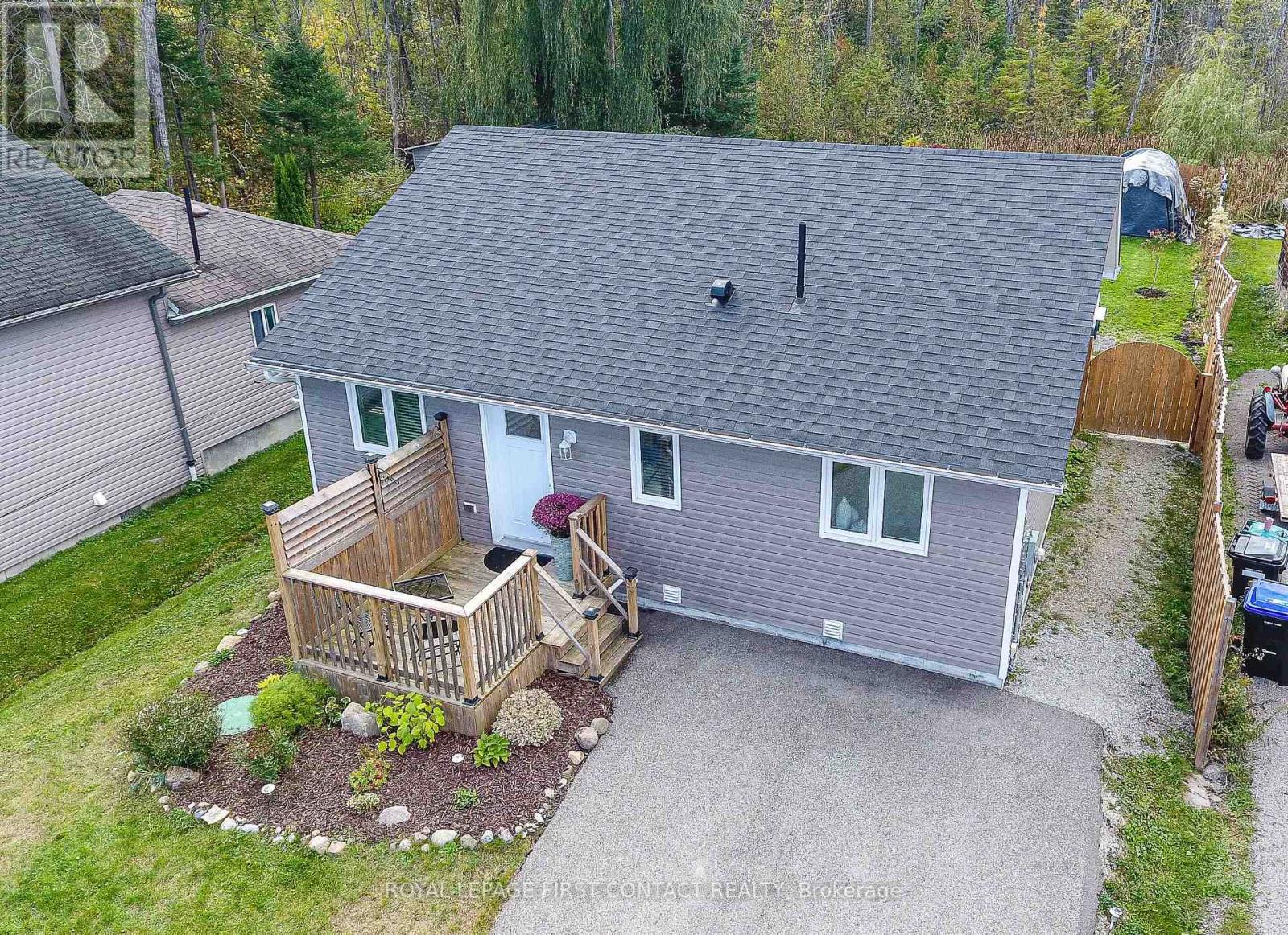 2592 25TH SIDEROAD