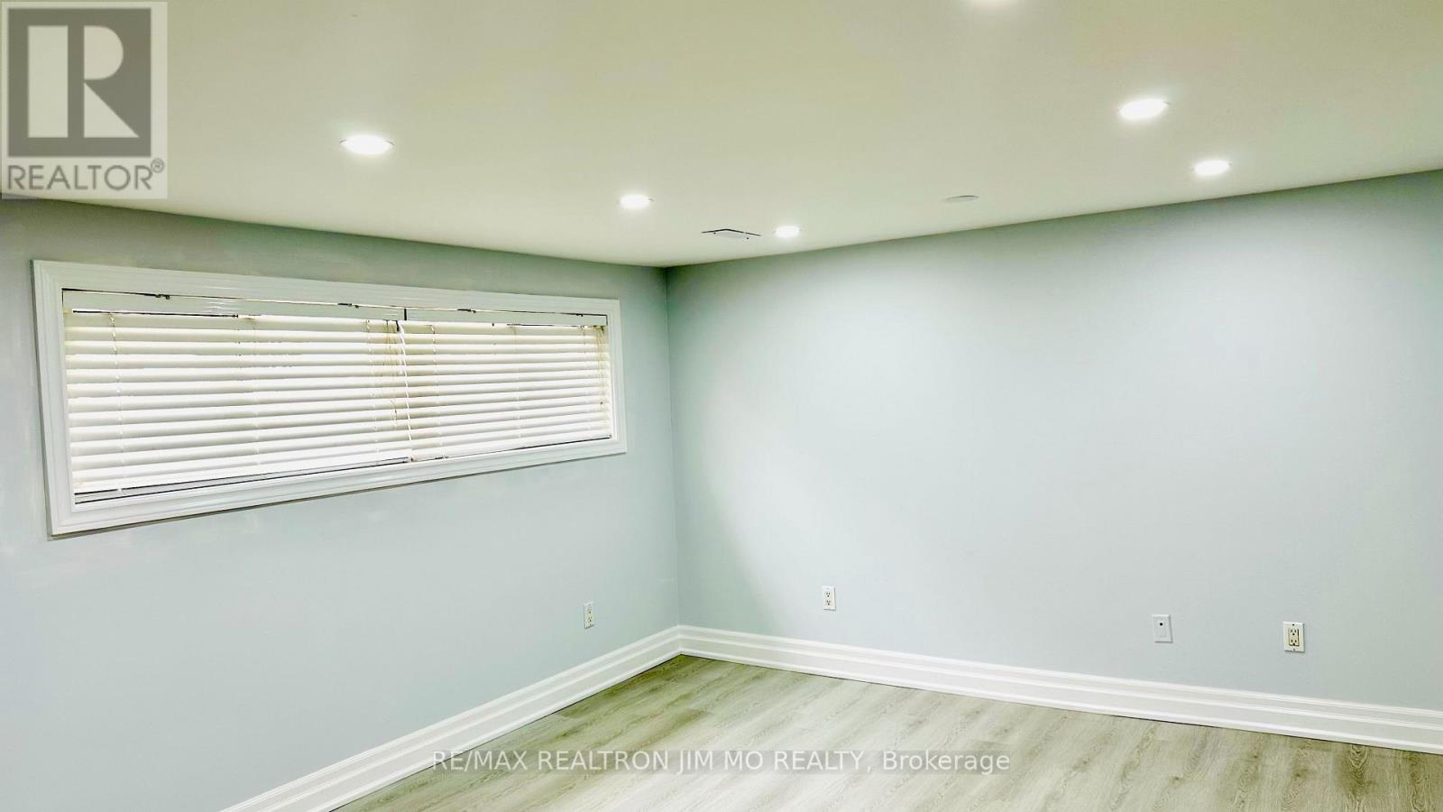 #BSMT -90 BOOTHBAY CRES, #Bsmt