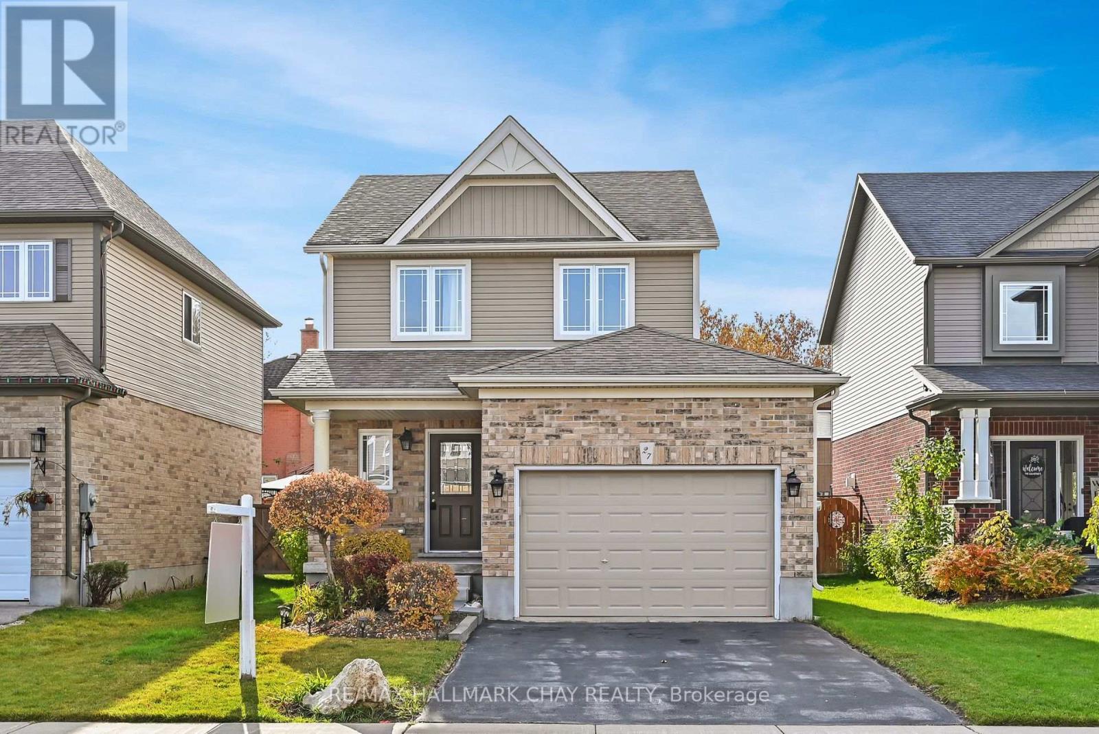 27 BURT AVE