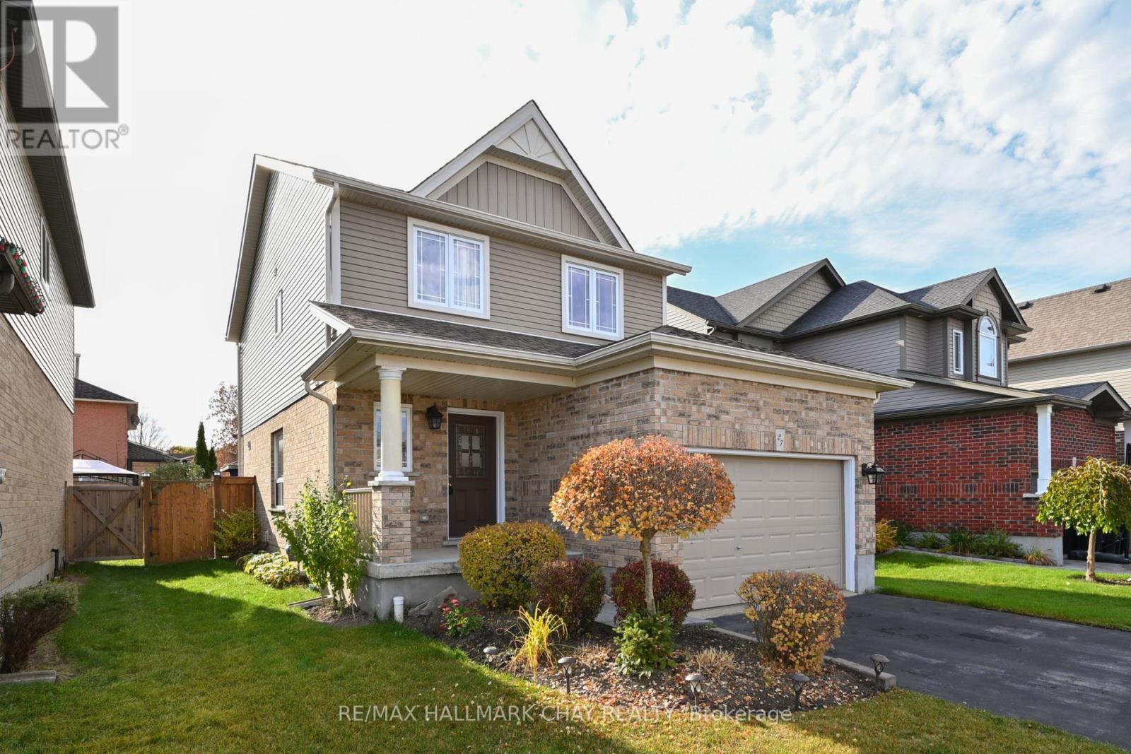27 BURT AVE
