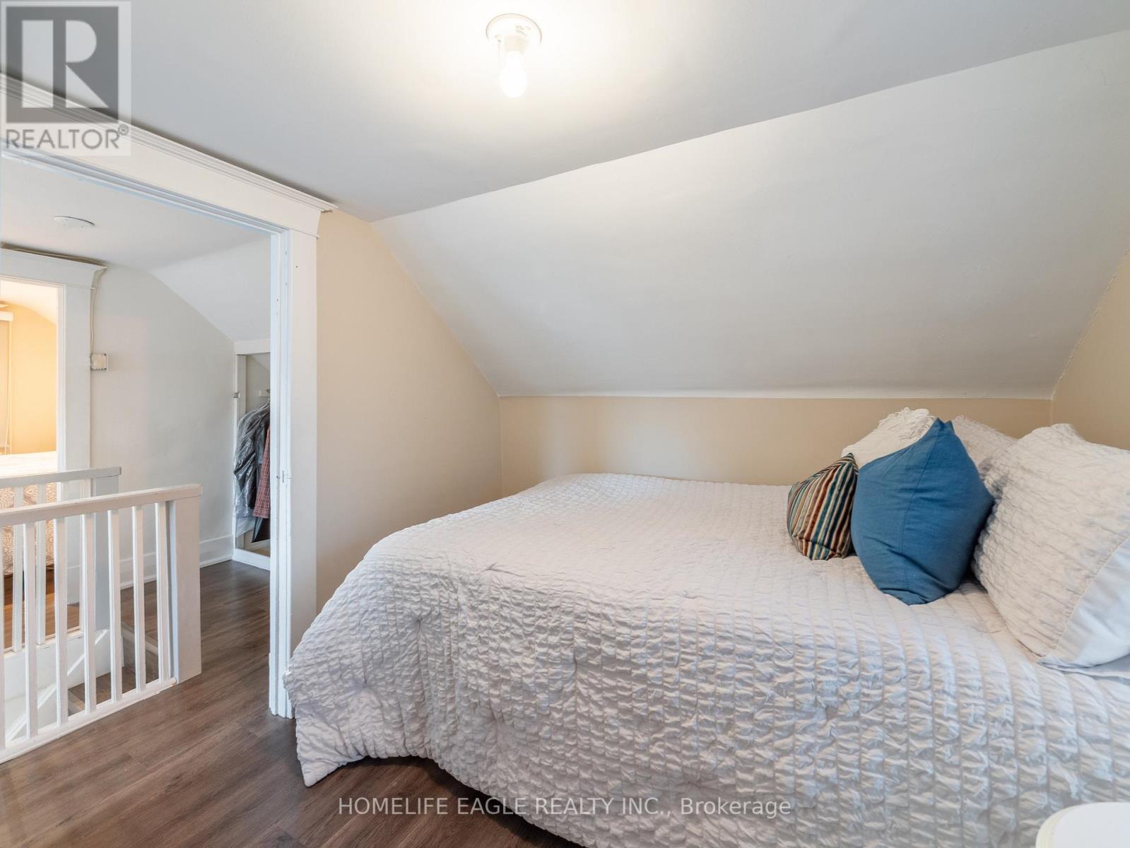 75 DENNE BLVD