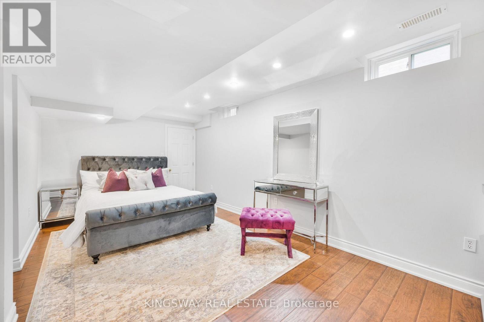 22 BAYCROFT LANE