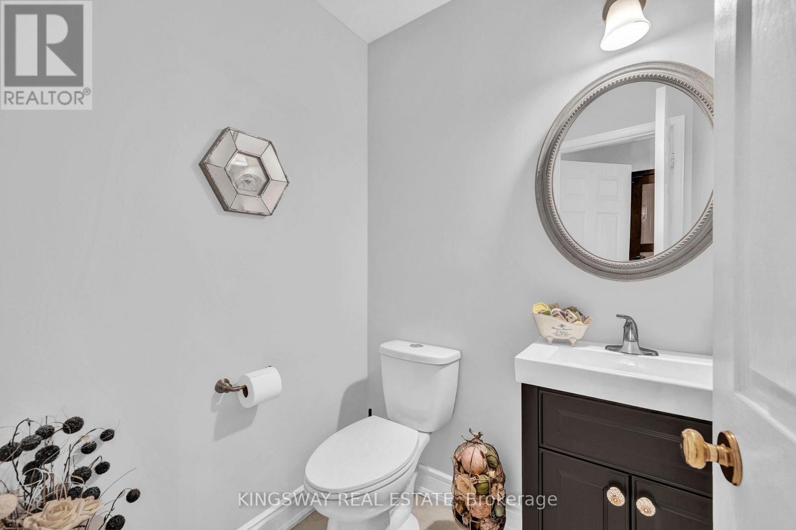 22 BAYCROFT LANE