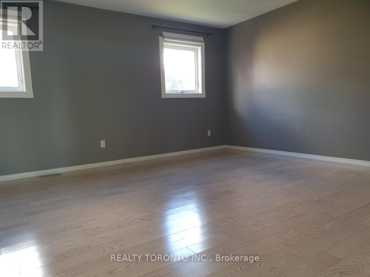 150 BAYWELL CRES