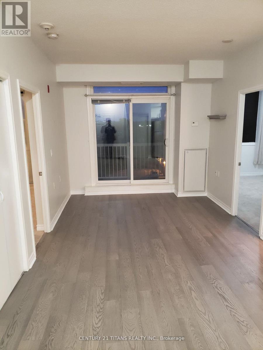 #402 -15450 YONGE ST