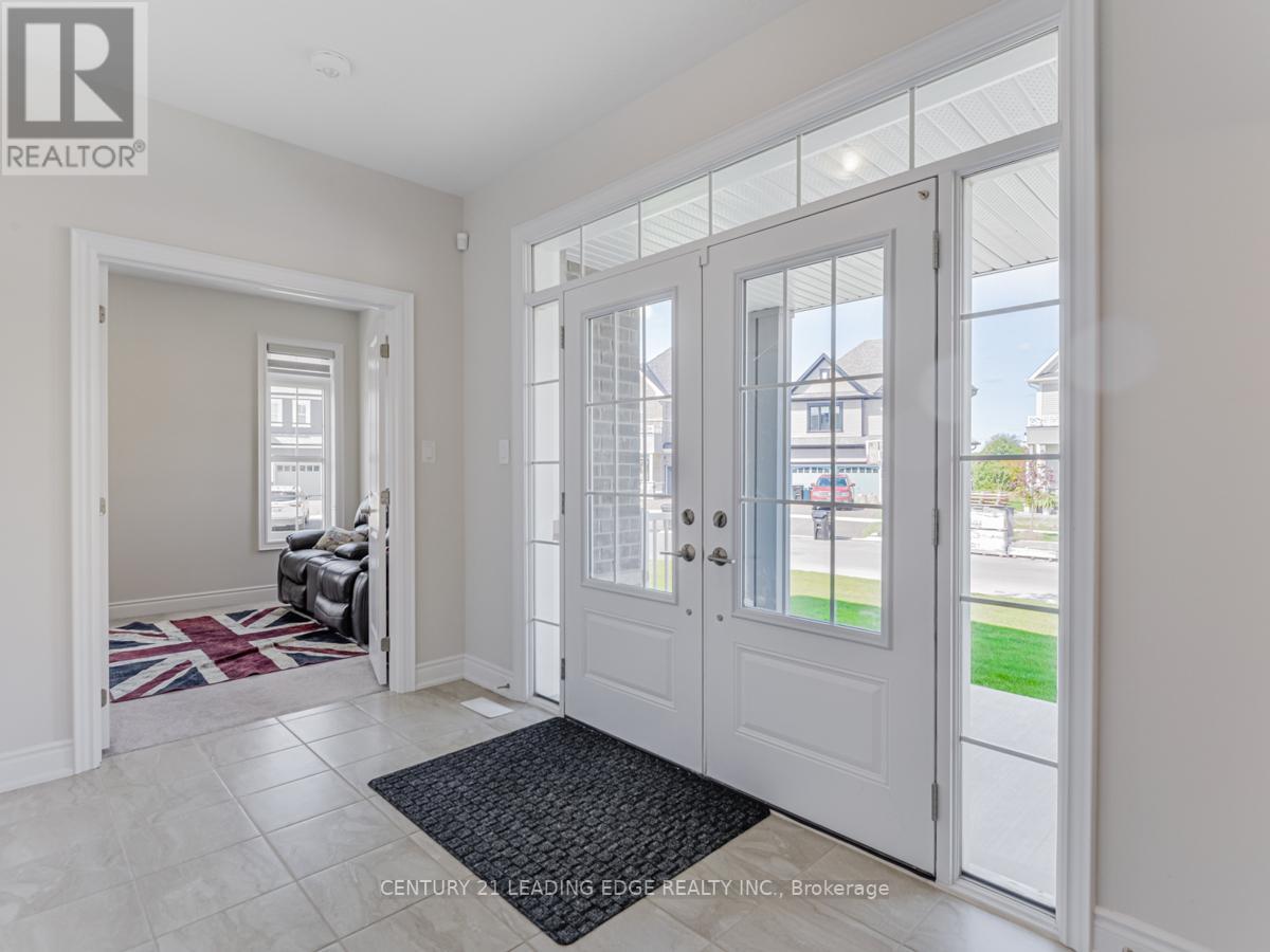 109 STRACHAN TR