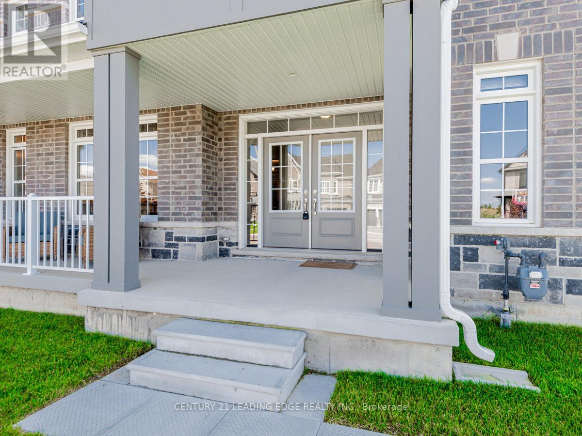 109 STRACHAN TR
