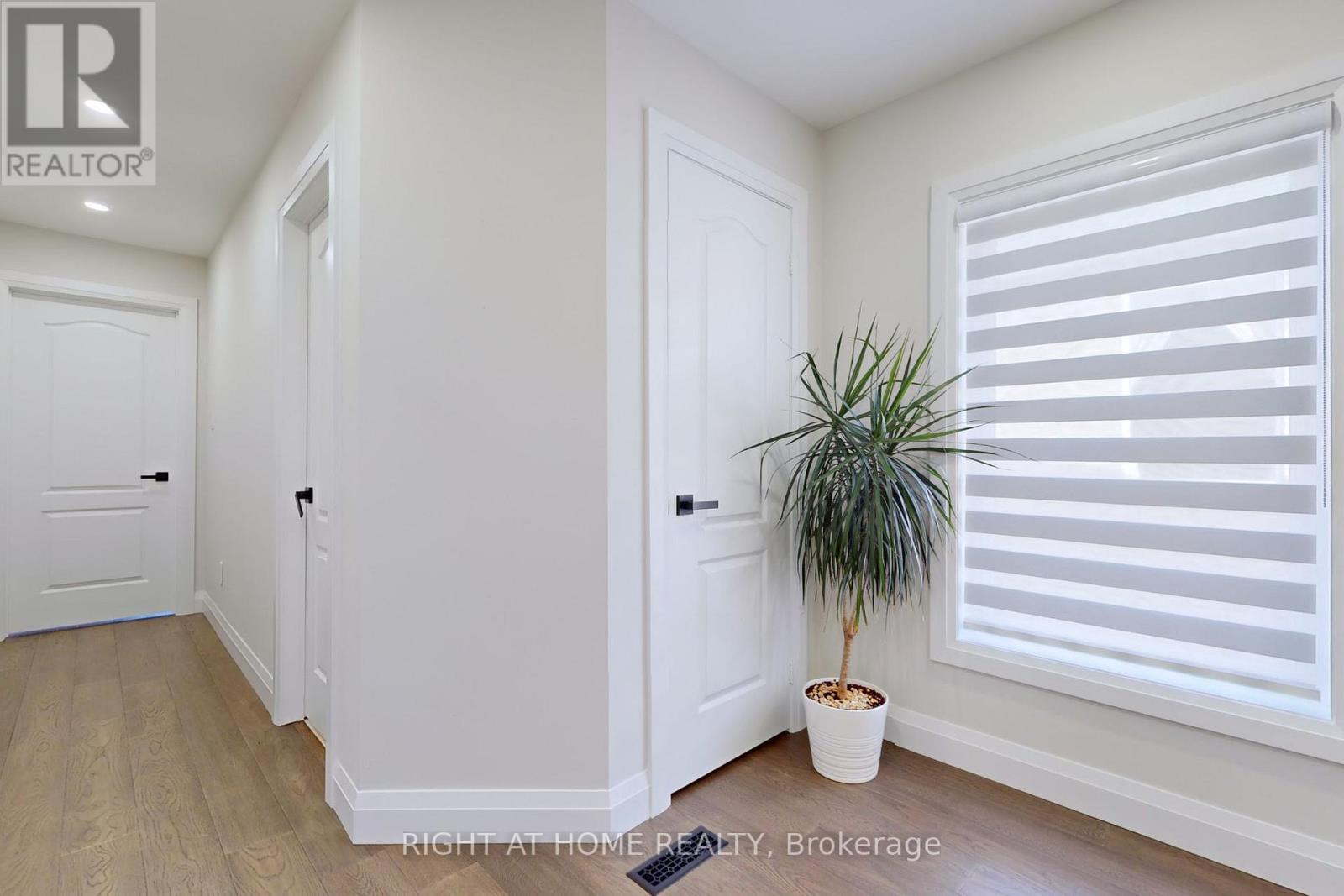 83 BANBROOKE CRES