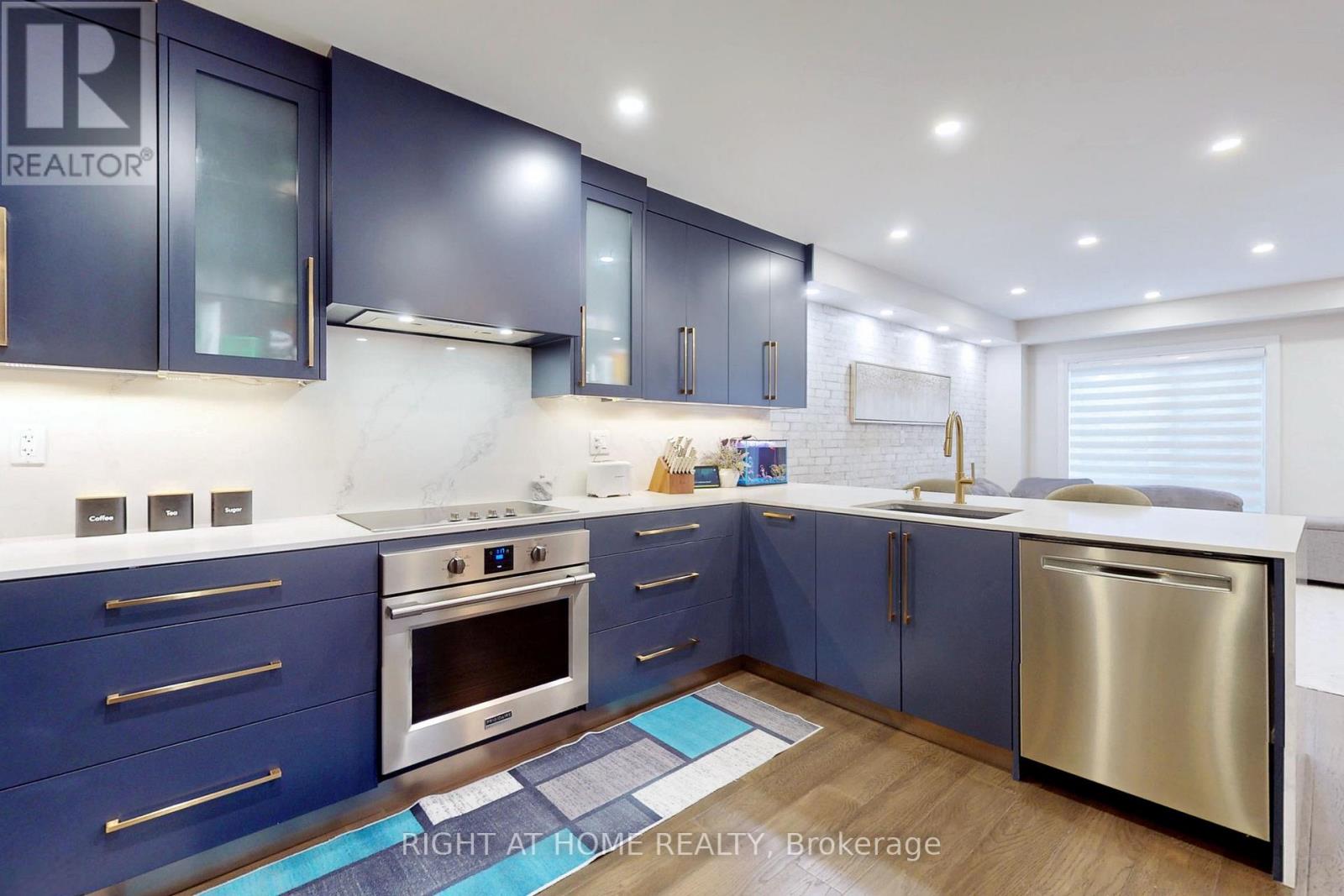 83 BANBROOKE CRES