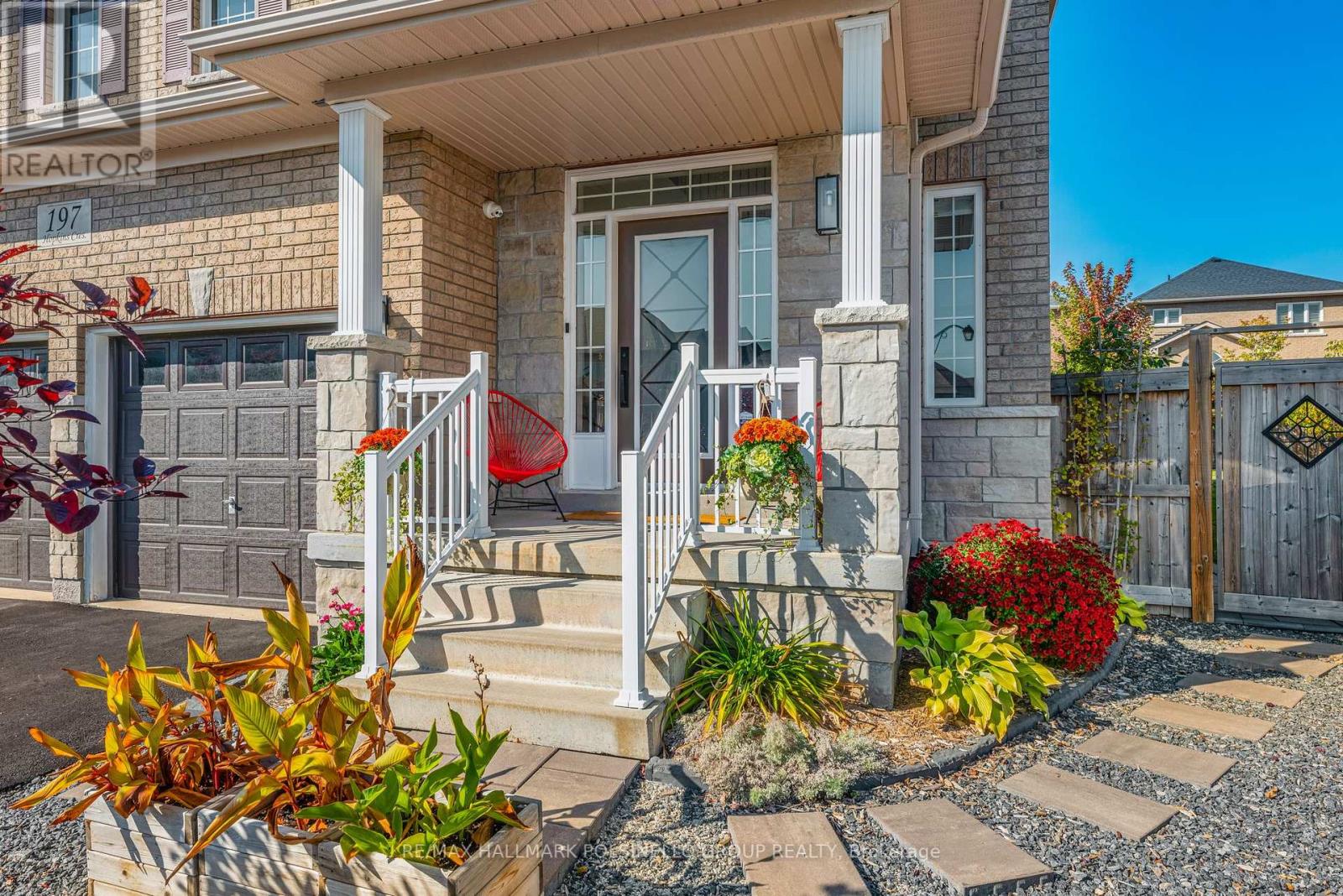 197 HOPKINS CRES