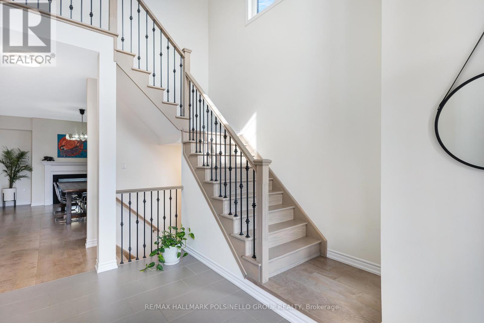 197 HOPKINS CRES