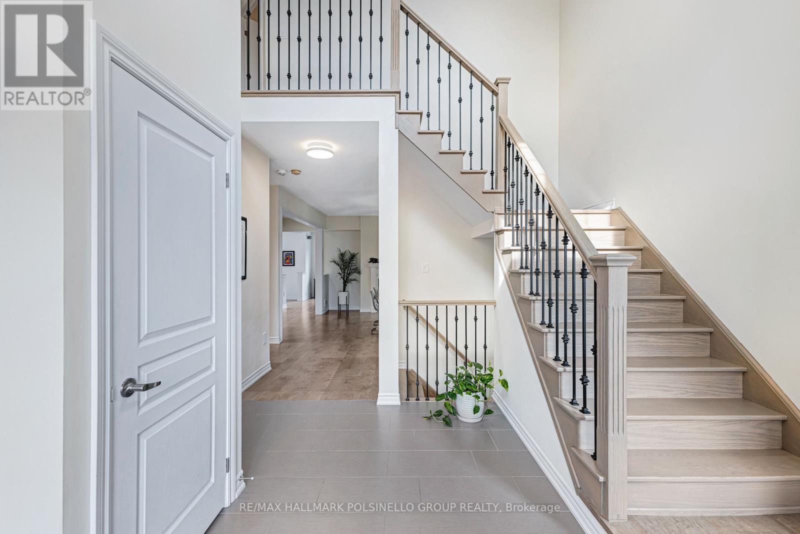 197 HOPKINS CRES