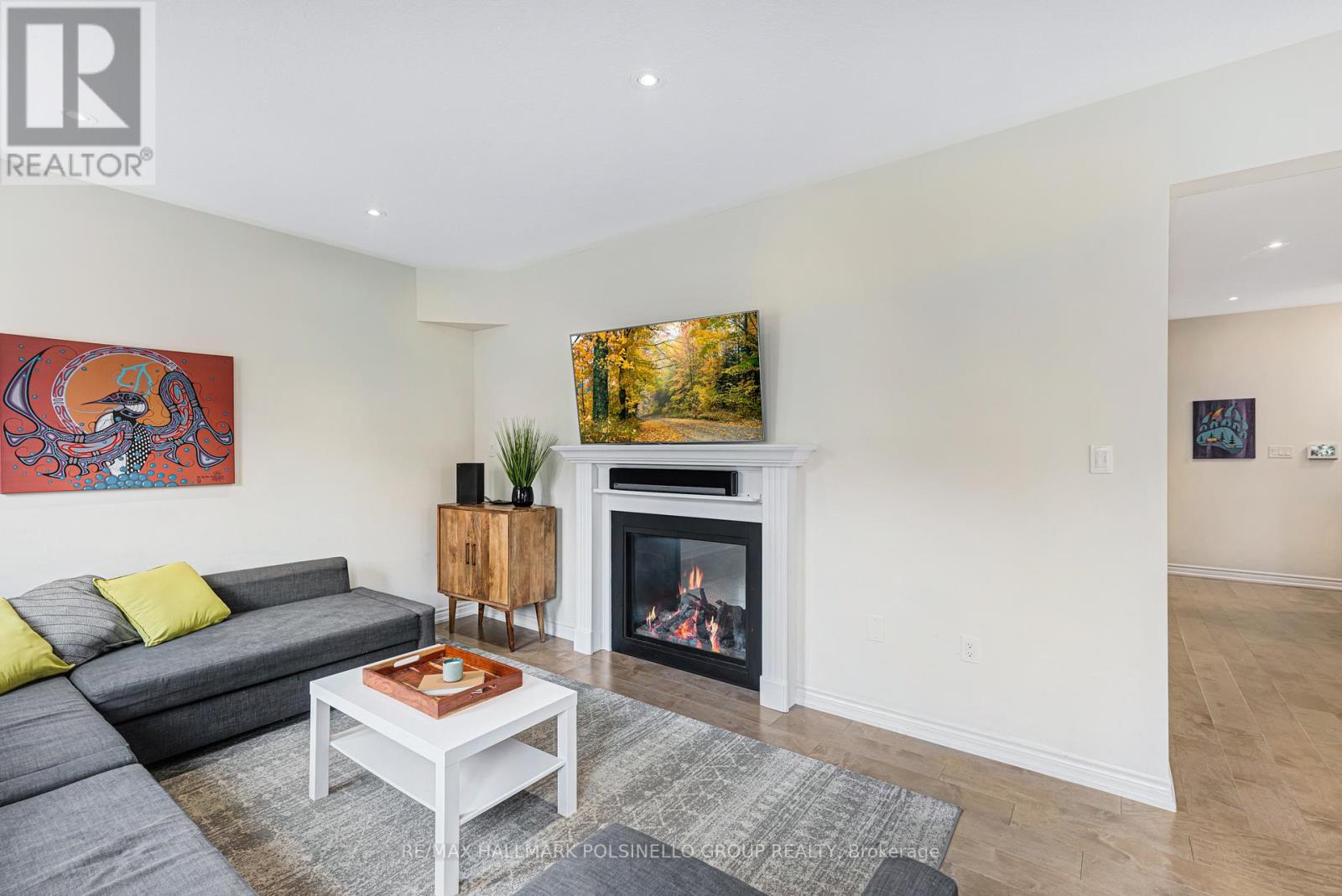 197 HOPKINS CRES