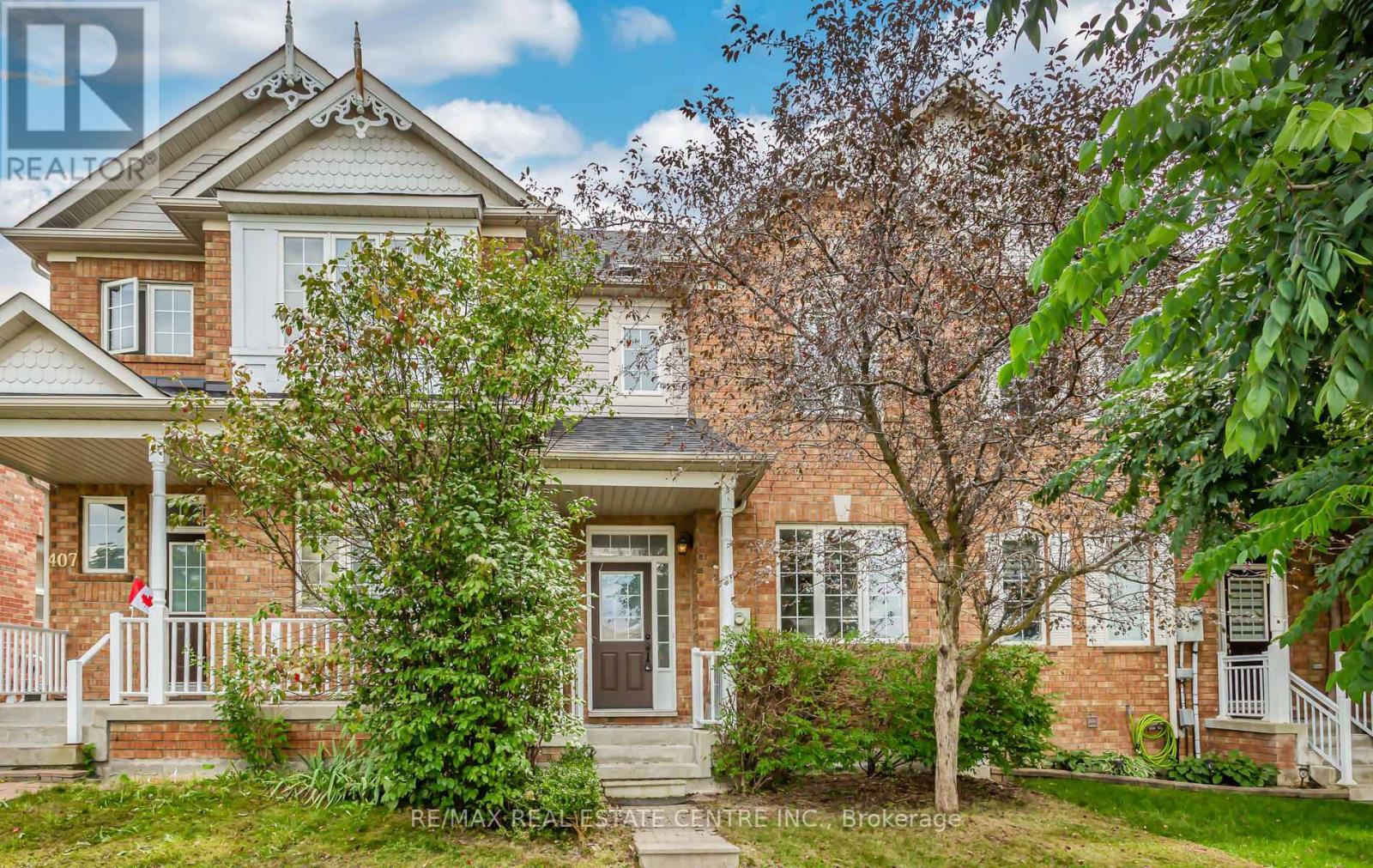405 HOLLANDVIEW TR