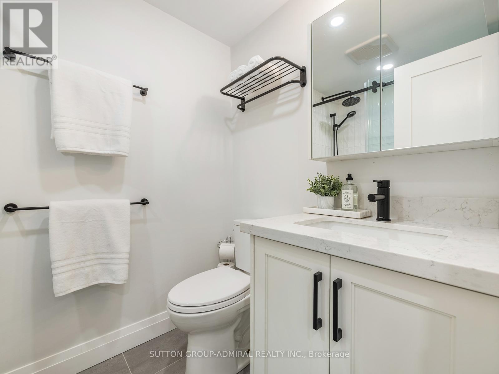 18 HASKELL CRES