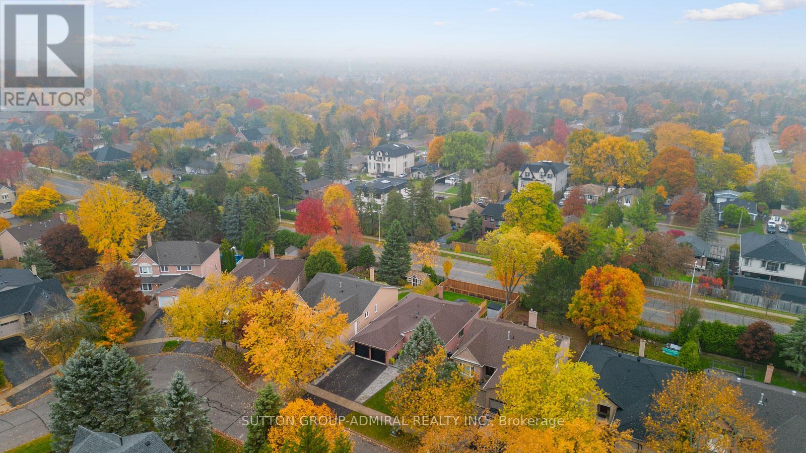 18 HASKELL CRES