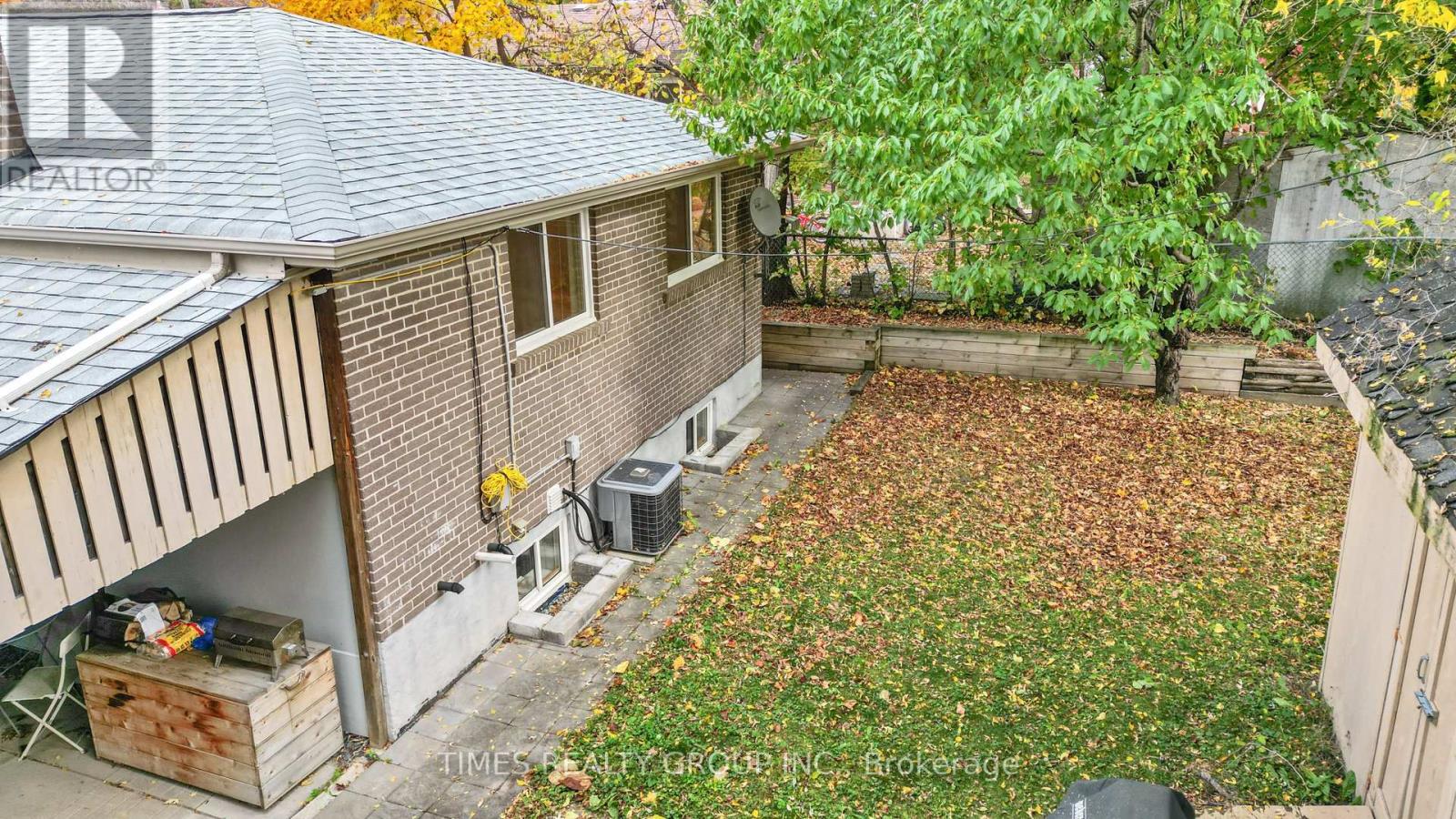 744 BOTANY HILL CRES