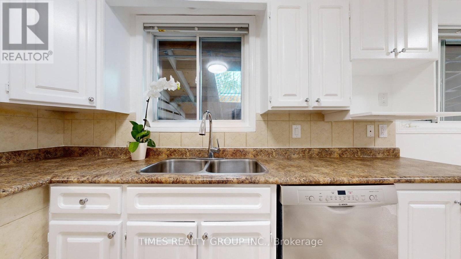 744 BOTANY HILL CRES