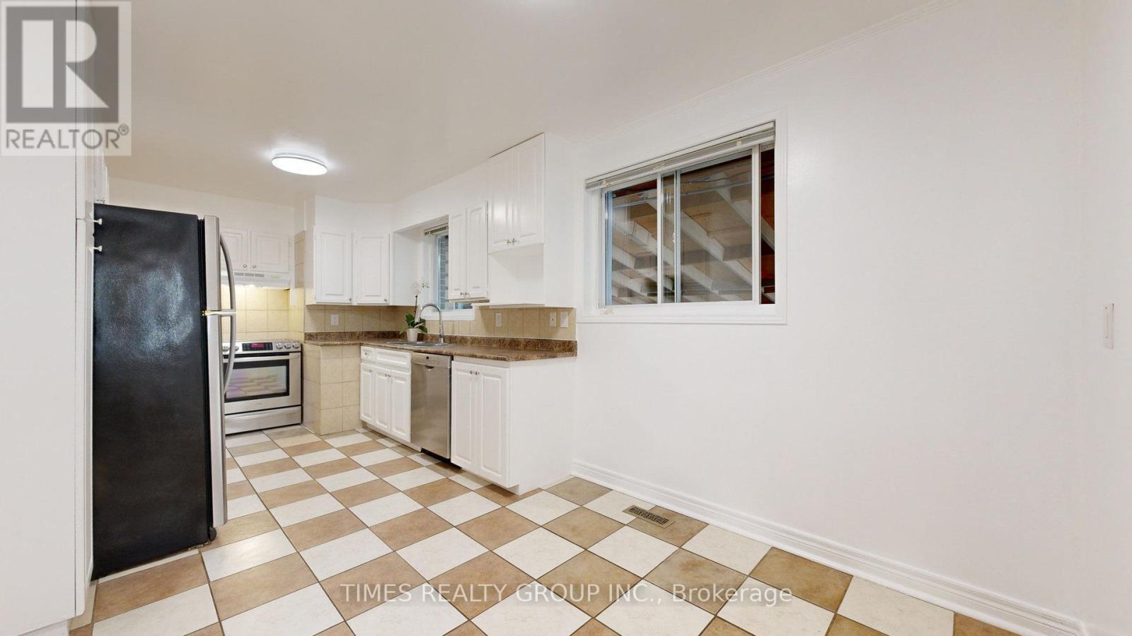 744 BOTANY HILL CRES