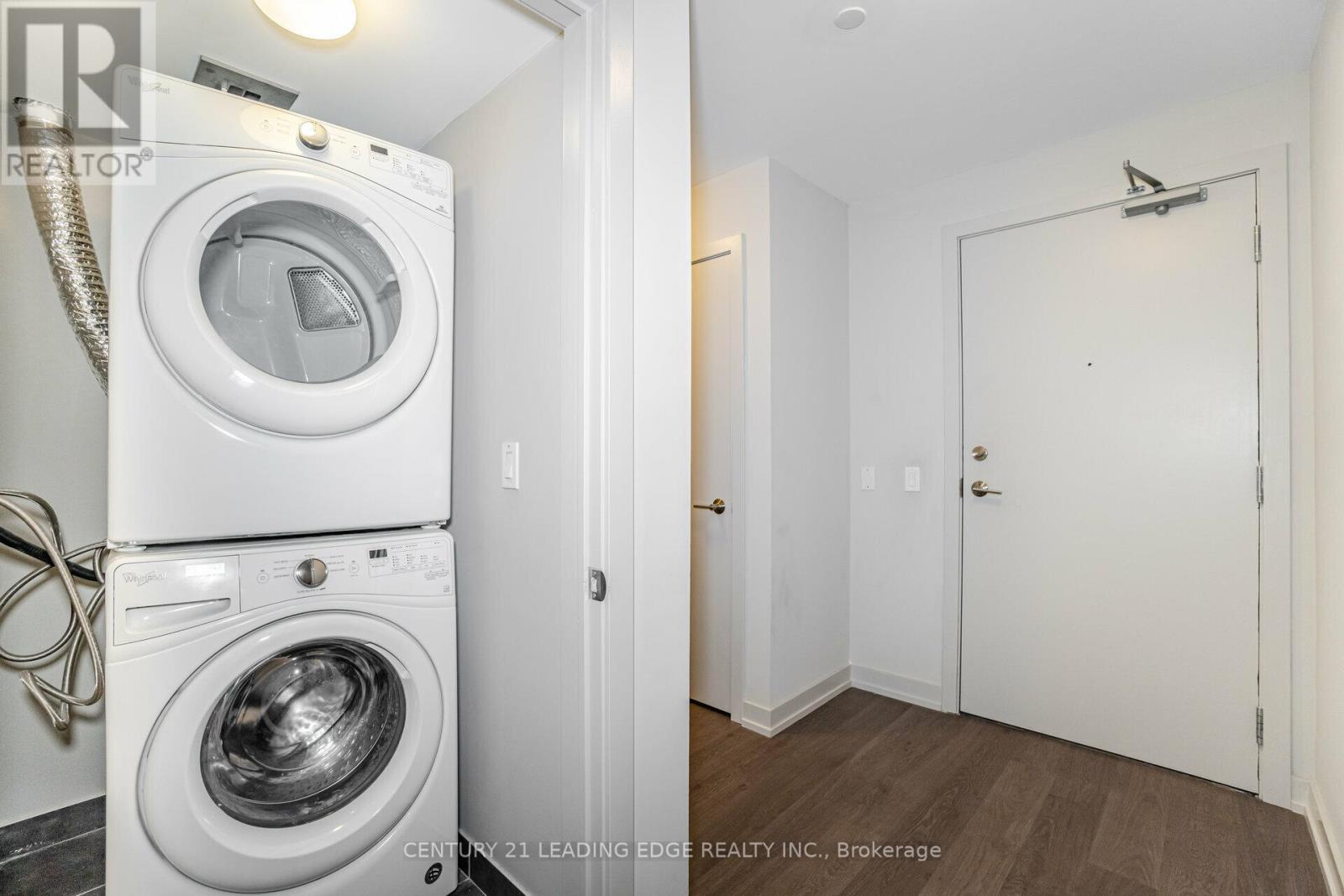 #215 -555 WILLIAM GRAHAM DR