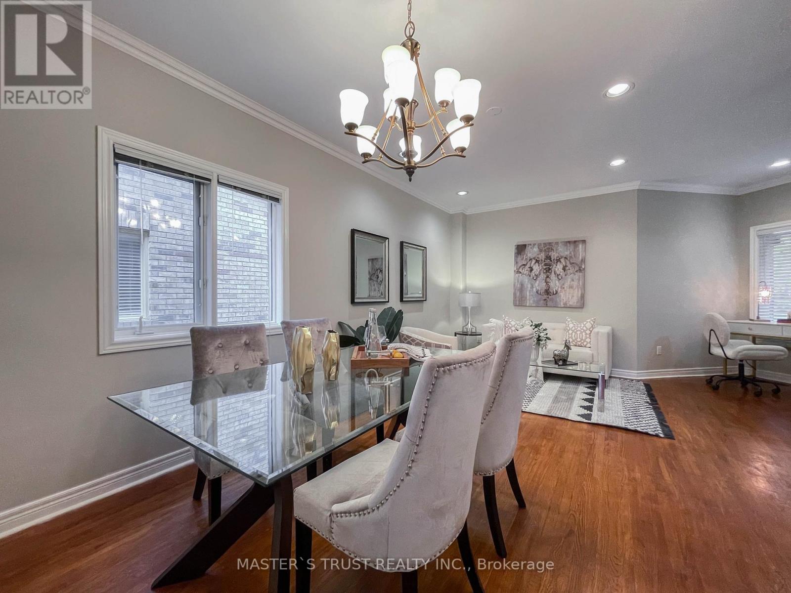 457 HEWITT CIRC