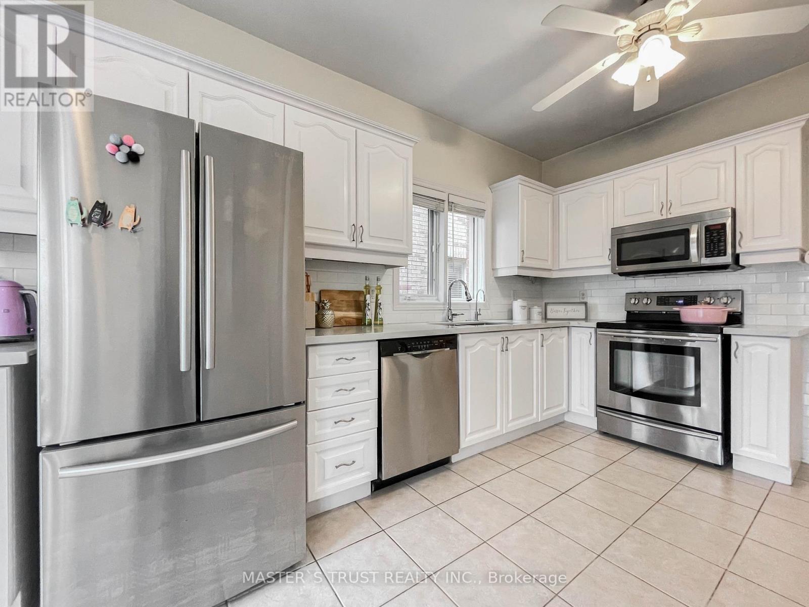 457 HEWITT CIRC