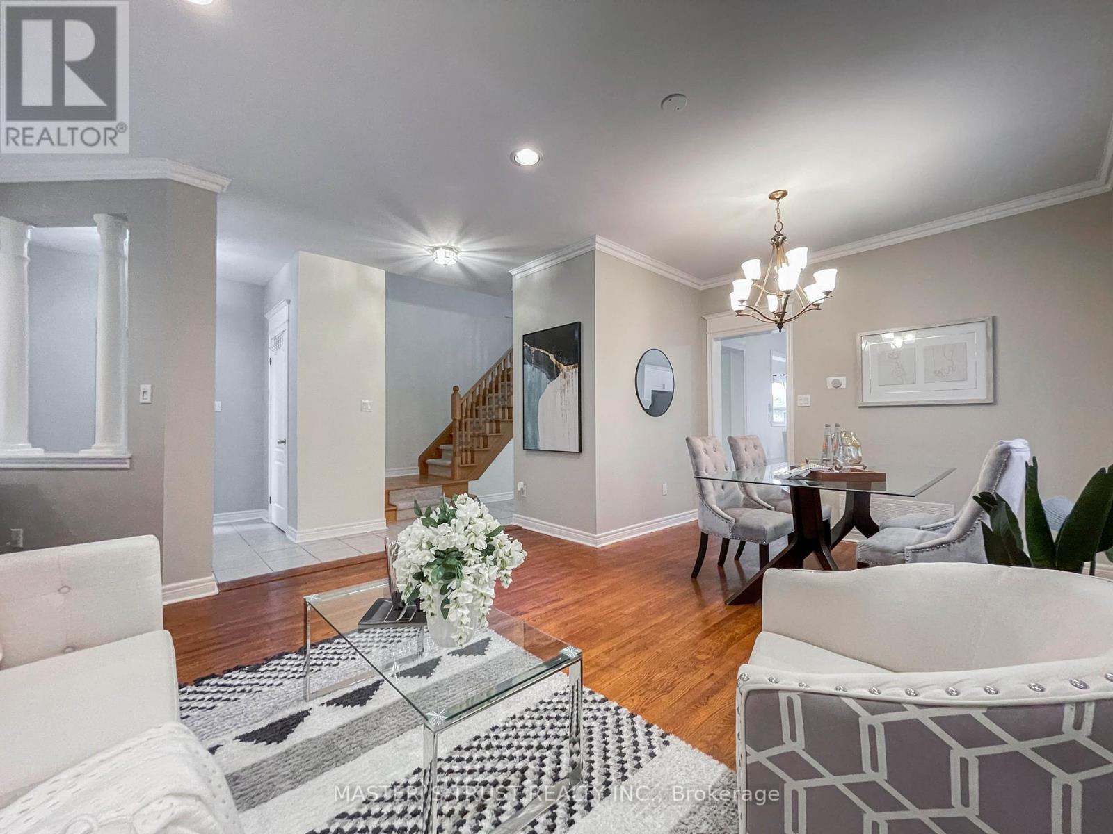 457 HEWITT CIRC