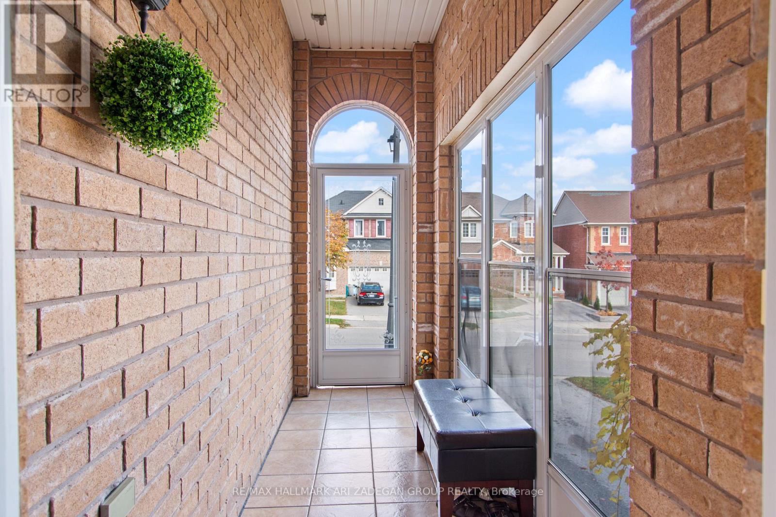 38 CLIFF GUNN RD