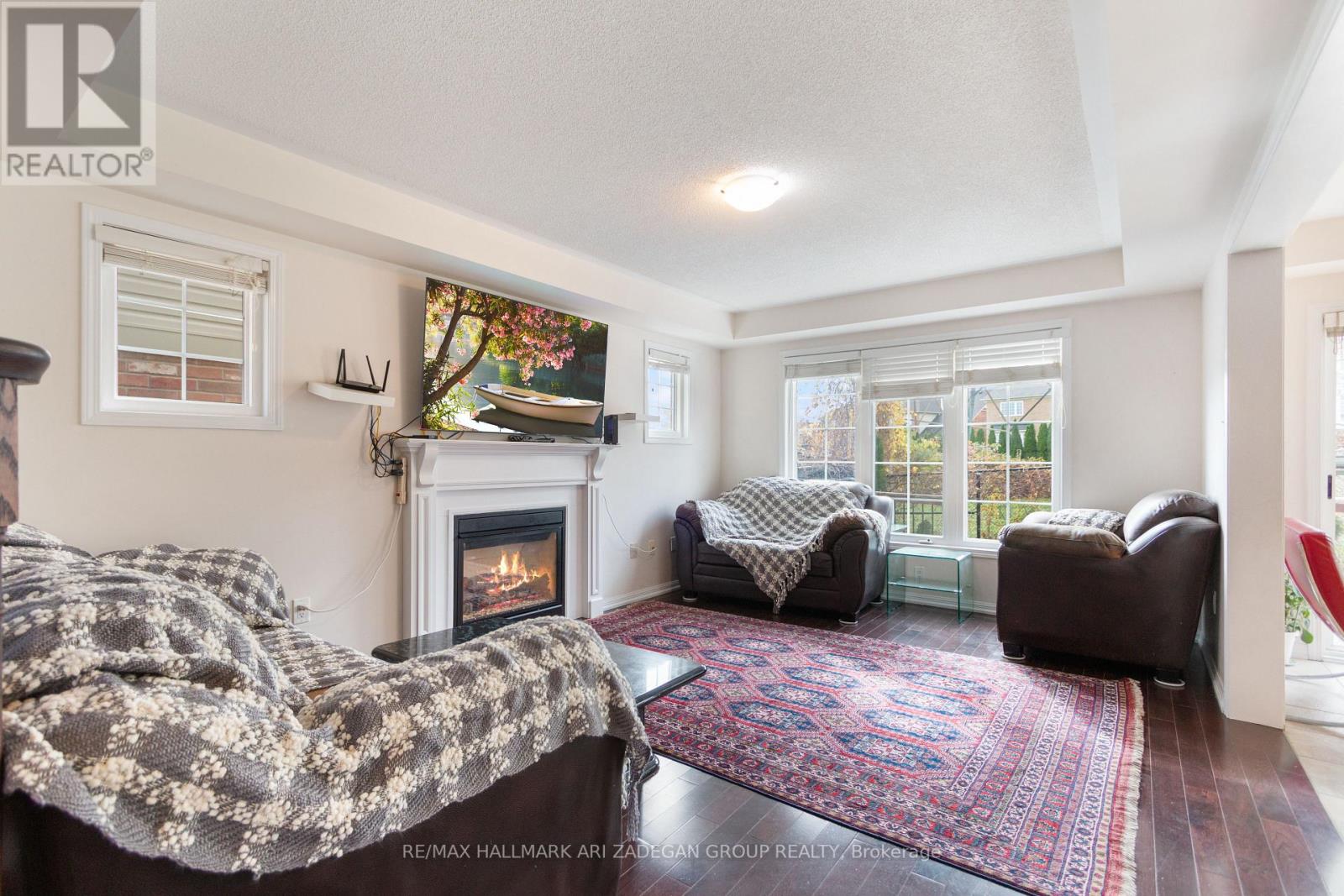 38 CLIFF GUNN RD