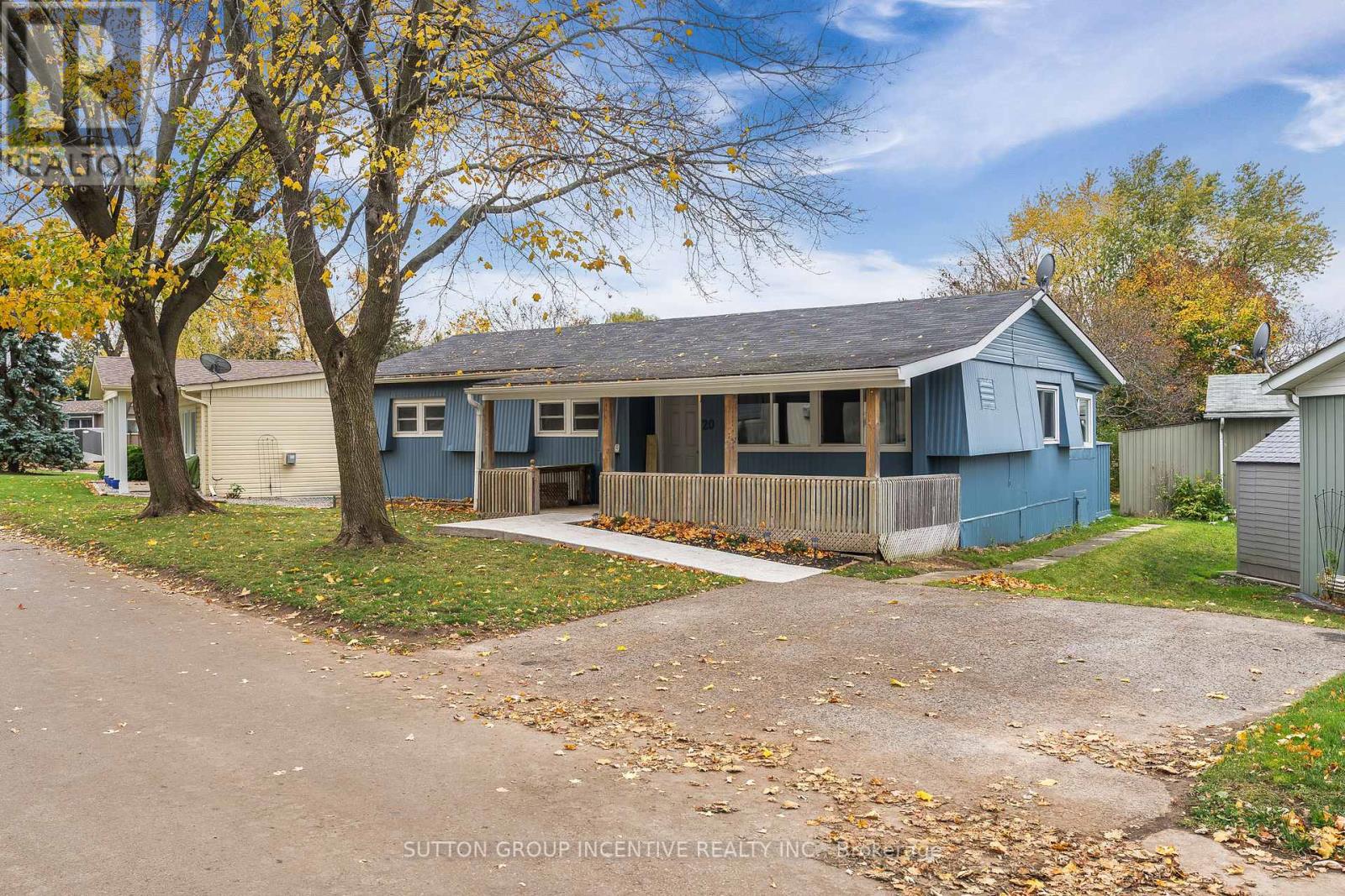20 WEEPING WILLOW DR